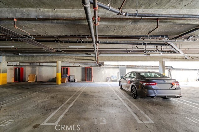 Building Photo - 1466 Tamarind Ave