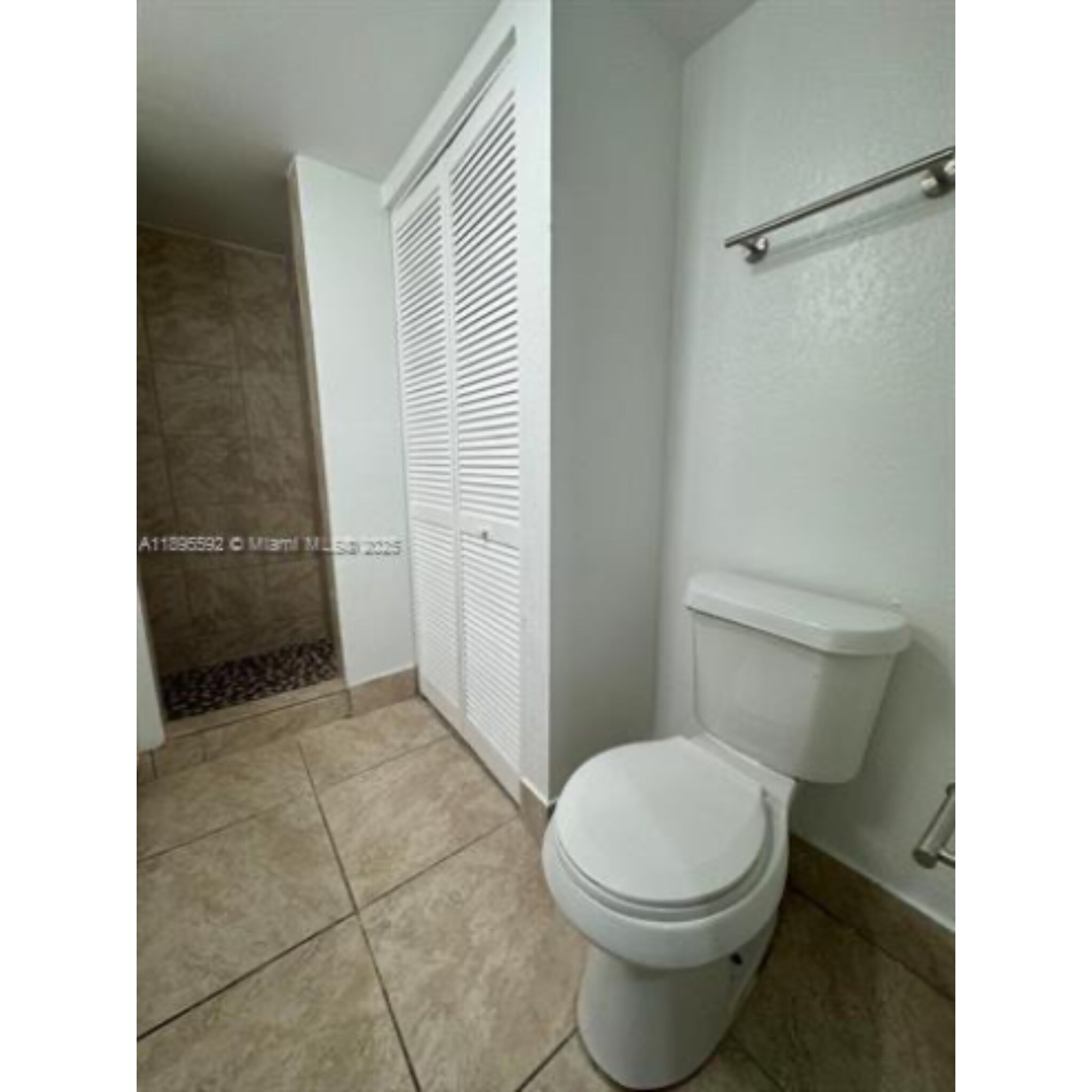 Building Photo - 4235 N University Dr