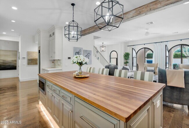 Building Photo - 3507 North 39th Pl