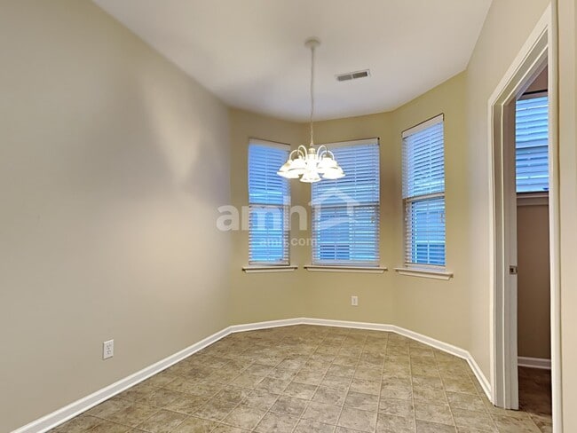Building Photo - 104 Brick Greens Ct