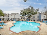 Building Photo - THE BLUFFS