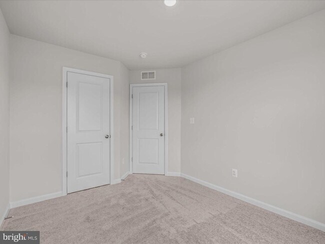 Building Photo - 1230 Cedar Vly Rd