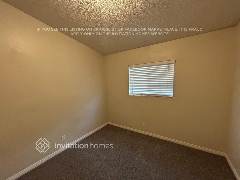 Building Photo - 4763 W Ave L8