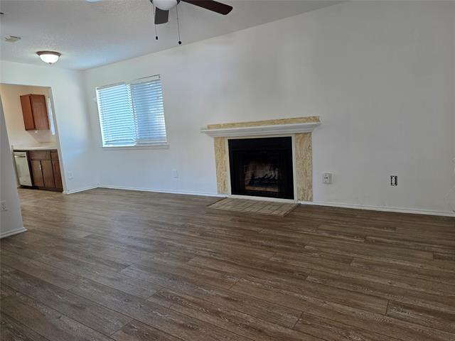 Building Photo - 2411 Springmont Ct