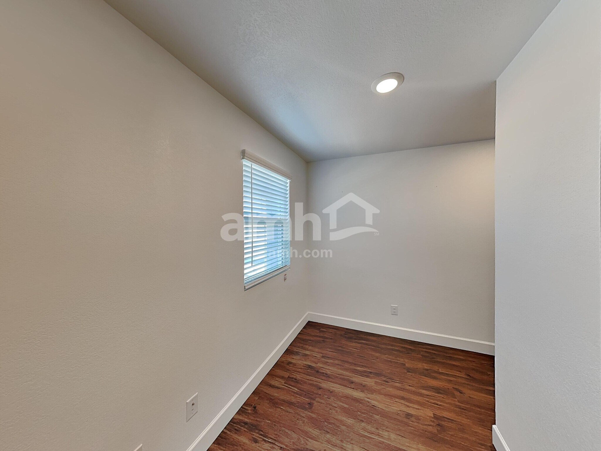 Building Photo - 8971 N 171st Dr