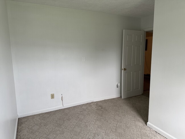 Building Photo - 6131 N 450 W