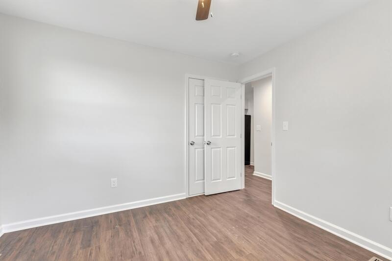 Building Photo - 1100 Mt Holly St