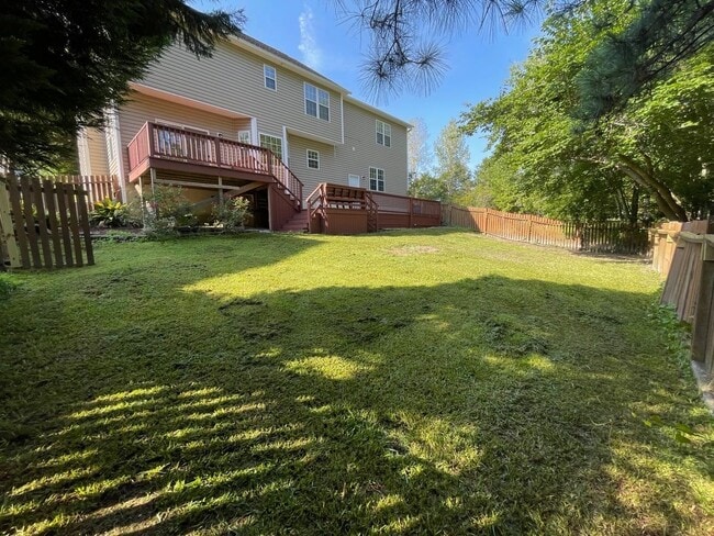 Building Photo - PRICE IMPROVEMENT!!!! MOVE-IN READY