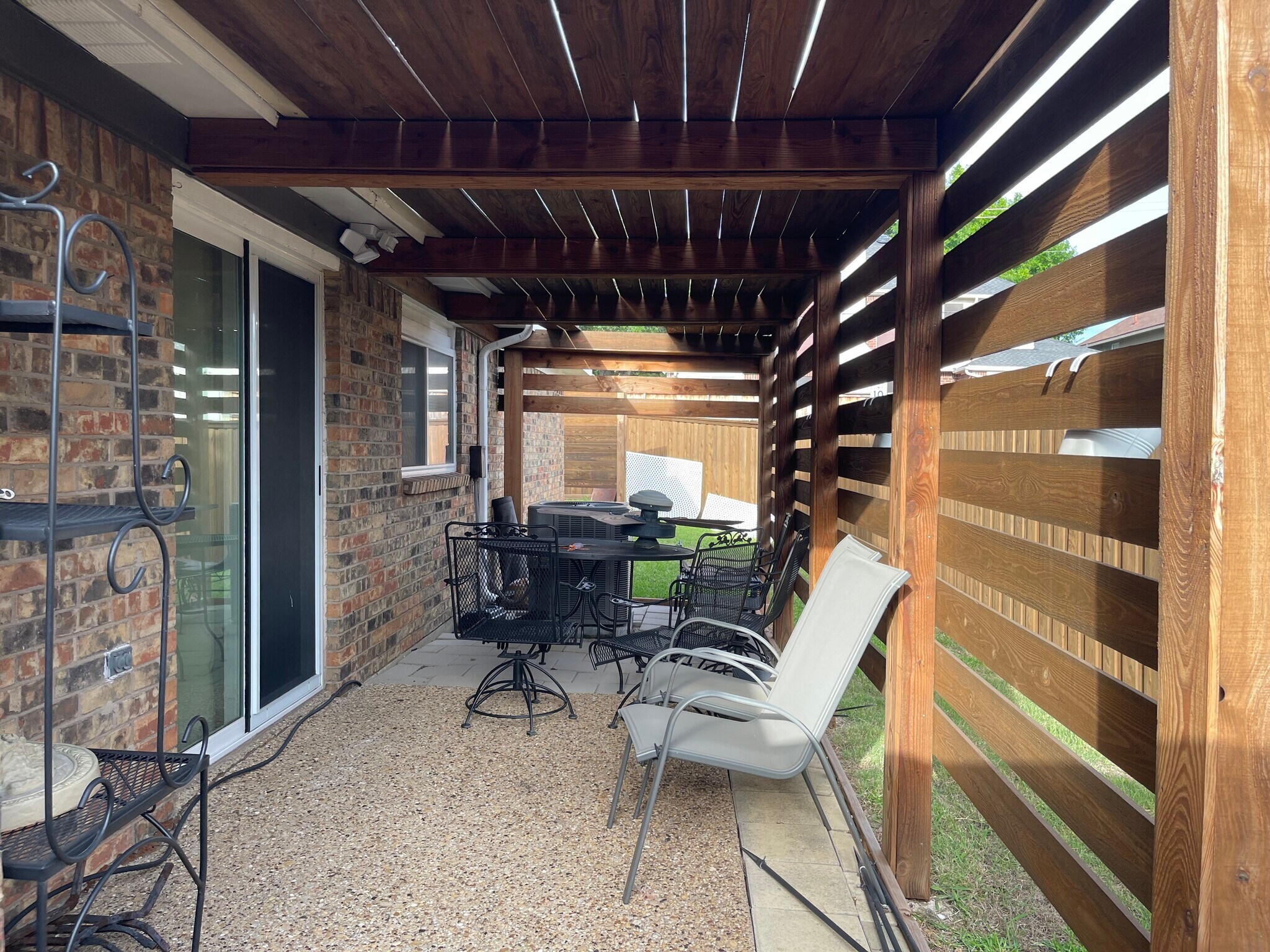 backyard covered patio - 1508 Nest Pl