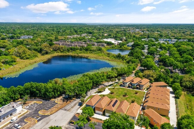 Building Photo - Beautiful House for Lease in Casselberry