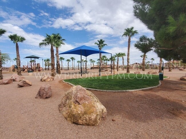 Building Photo - 2 Bedroom ~ Dual Primary Bedroom(s)~ Beaut...