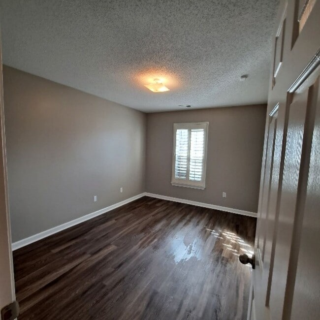 Building Photo - 9152 Bellehurst Cove