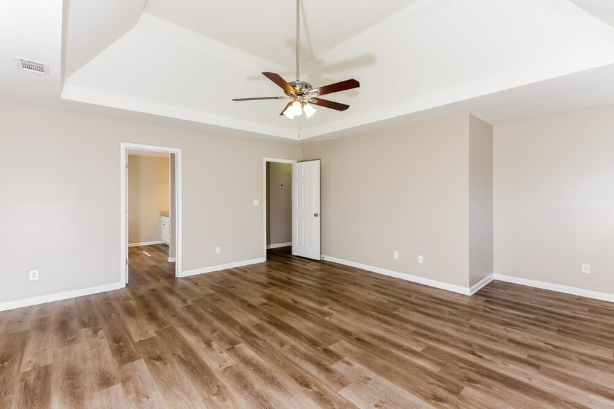 Building Photo - 185 Overlook Dr