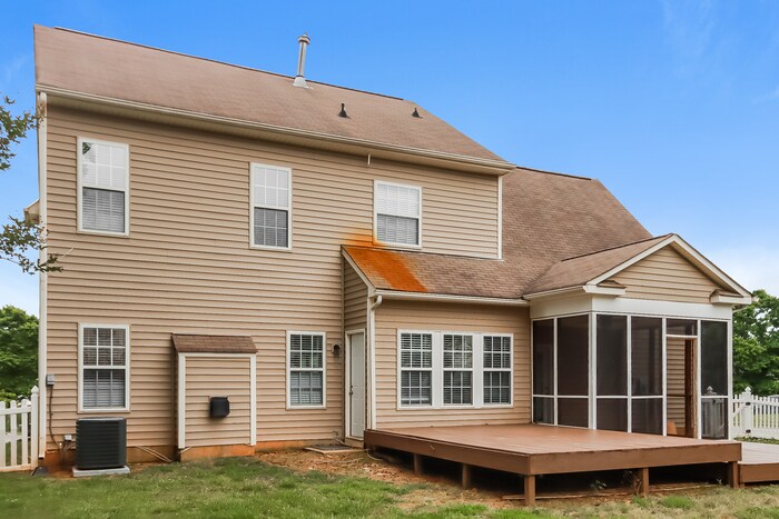 Building Photo - 106 Shephard Hill Dr