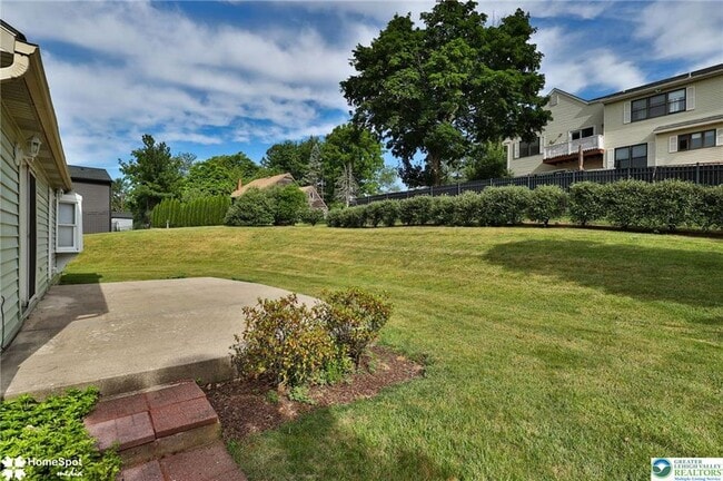 Building Photo - 4059 Wedgewood Rd