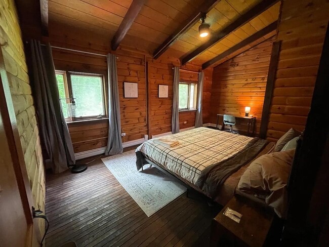 Building Photo - 58 Valk Rd