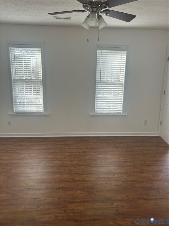 Building Photo - 5625 Eagle Lake Dr