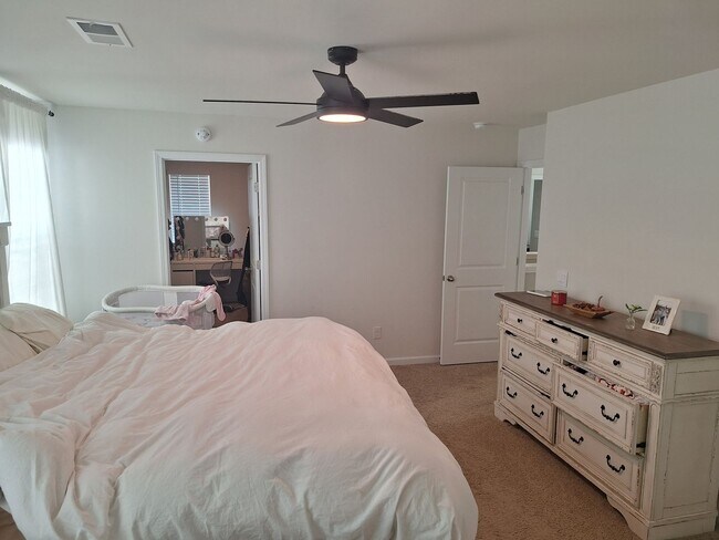 Building Photo - Delightful Four Bedroom Home Approximately...