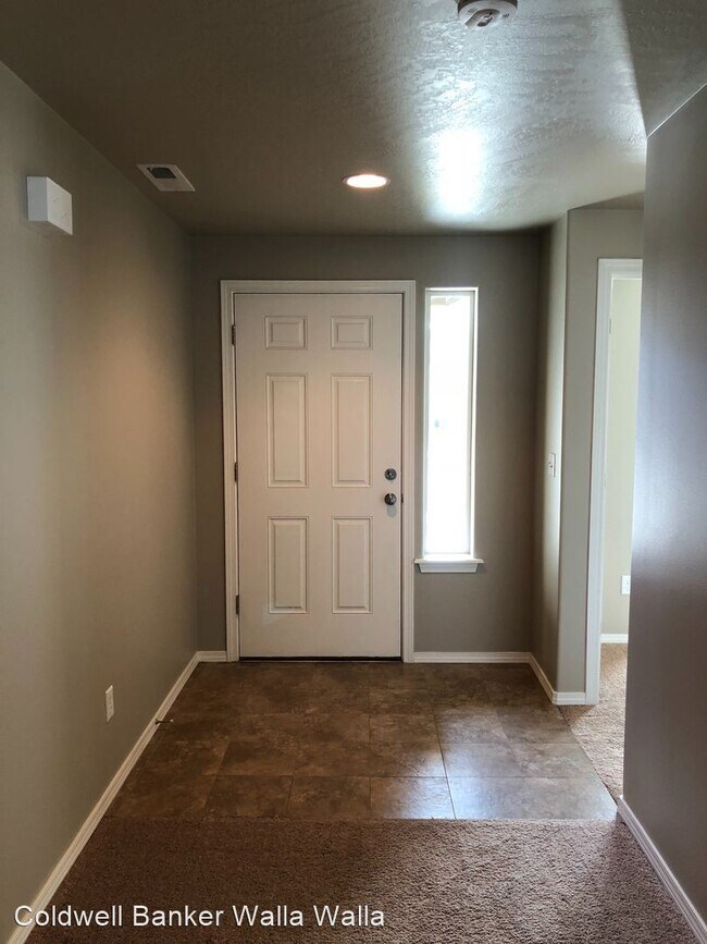 Building Photo - 3 br, 2 bath House - 1206 SW 4th