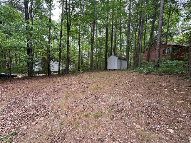 Building Photo - 501 Merrie Rd
