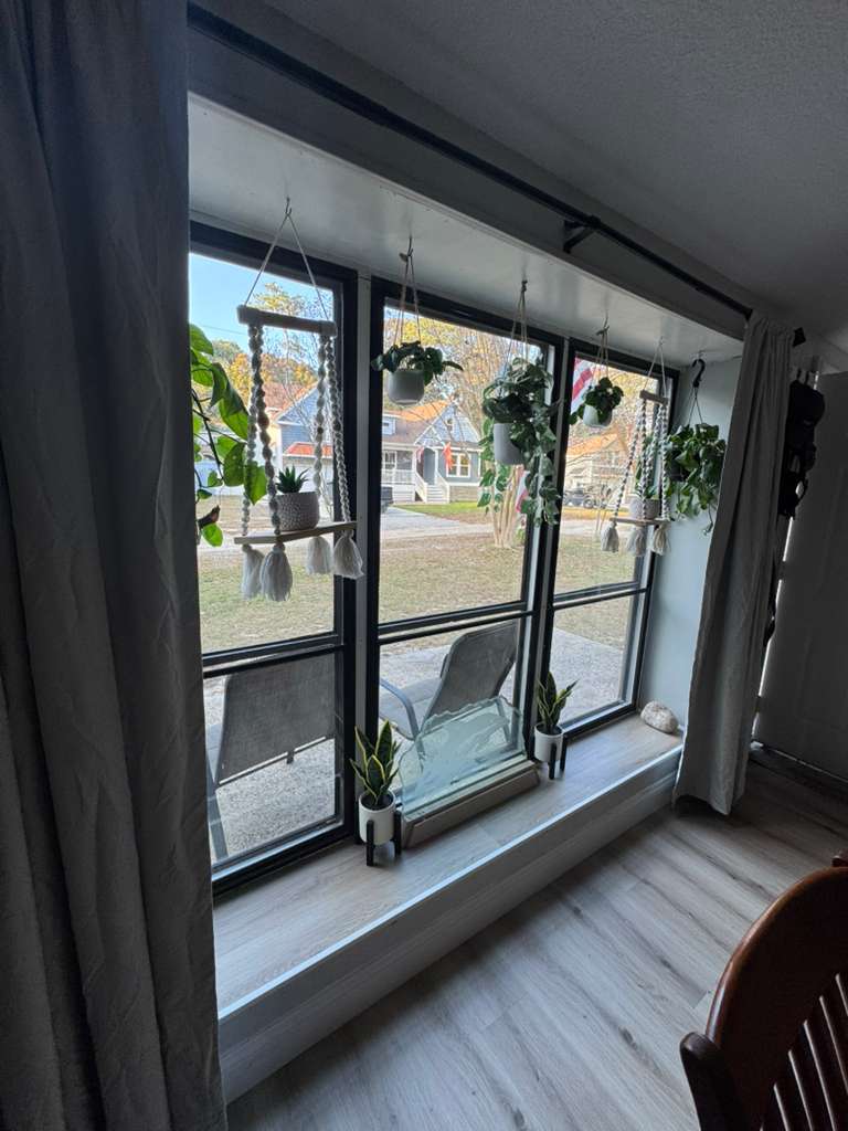 Building Photo - 113 Briggs St