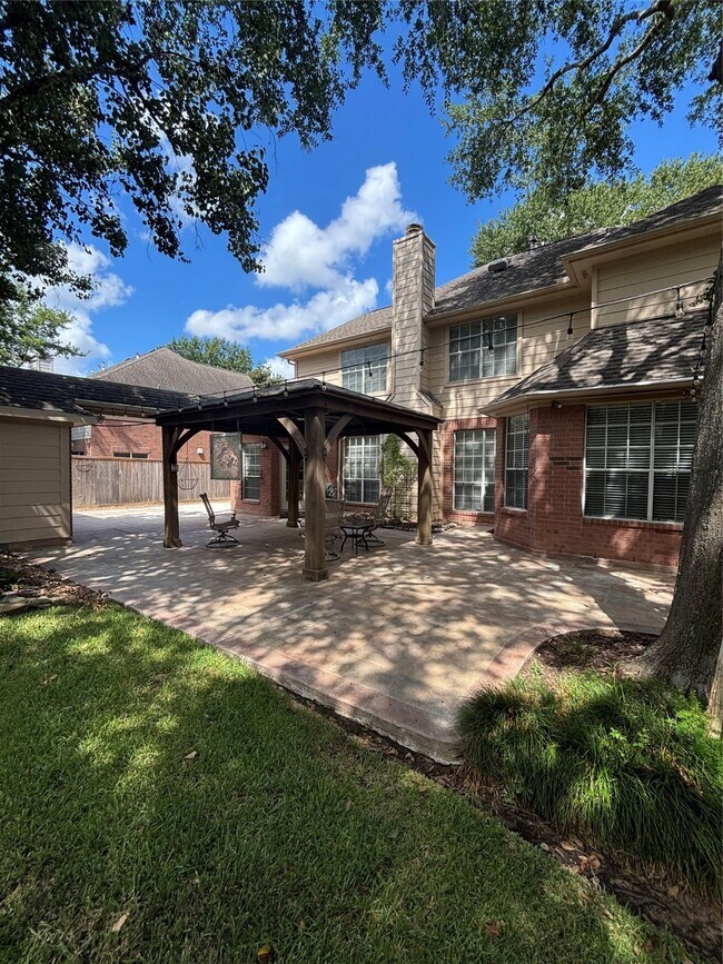 Building Photo - 13135 Rosewood Glen Dr