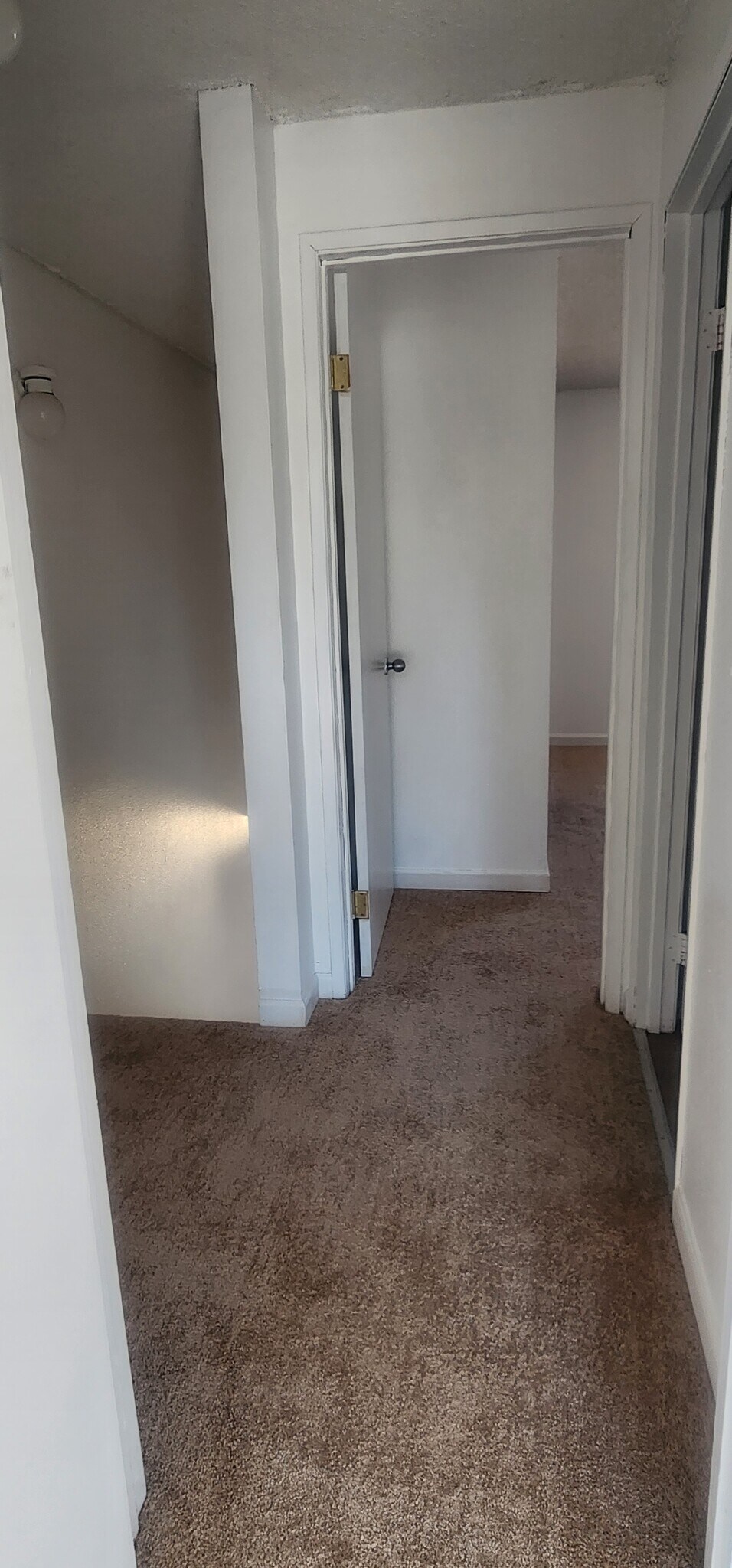 Building Photo - 4304 S Cedar St