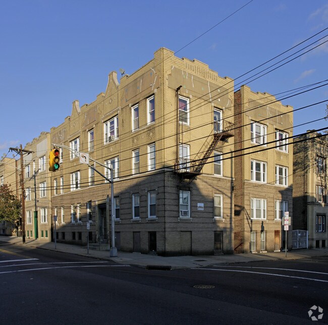Building Photo - Cecilia Court