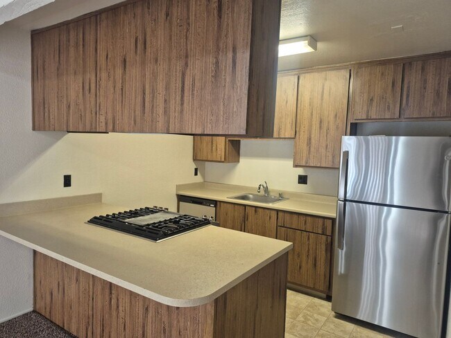 Building Photo - 4688001/70