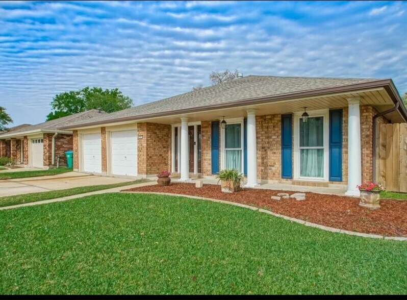 Building Photo - 41 Cabernet Dr