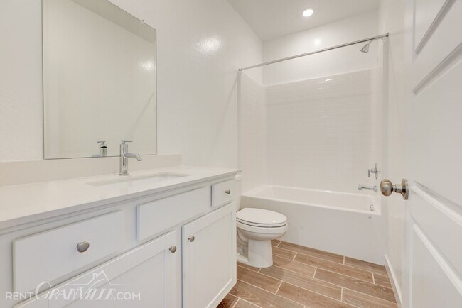 Building Photo - Brand new home located within Clovis North...