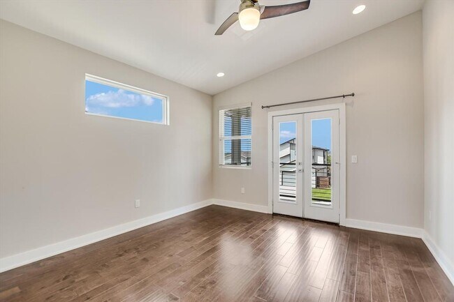 Building Photo - 7125 Boyle Dr