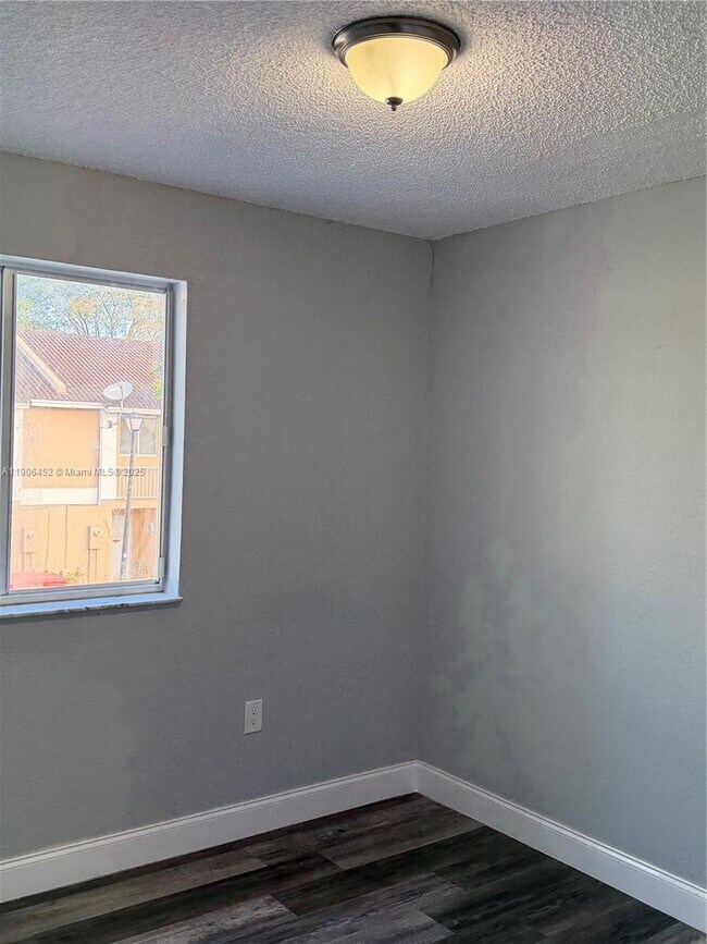 Building Photo - 13914 SW 178th St