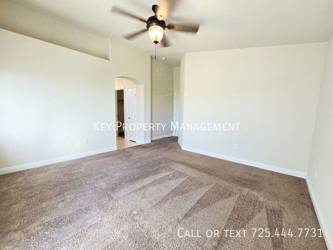 Building Photo - 3 BEDROOM TOWN-HOME IN NORTHWEST LAS VEGAS...