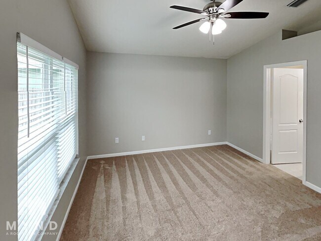 Building Photo - 13225 Early Run Ln