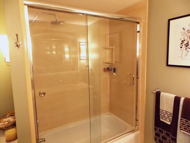 Building Photo - 154 Lynnway