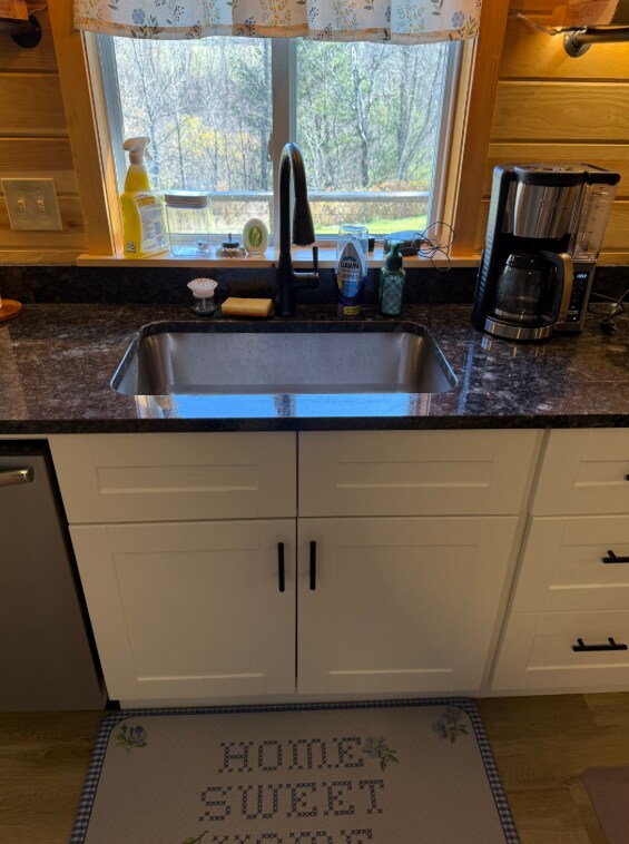 Updated Kitchen - 2213 Western Ave