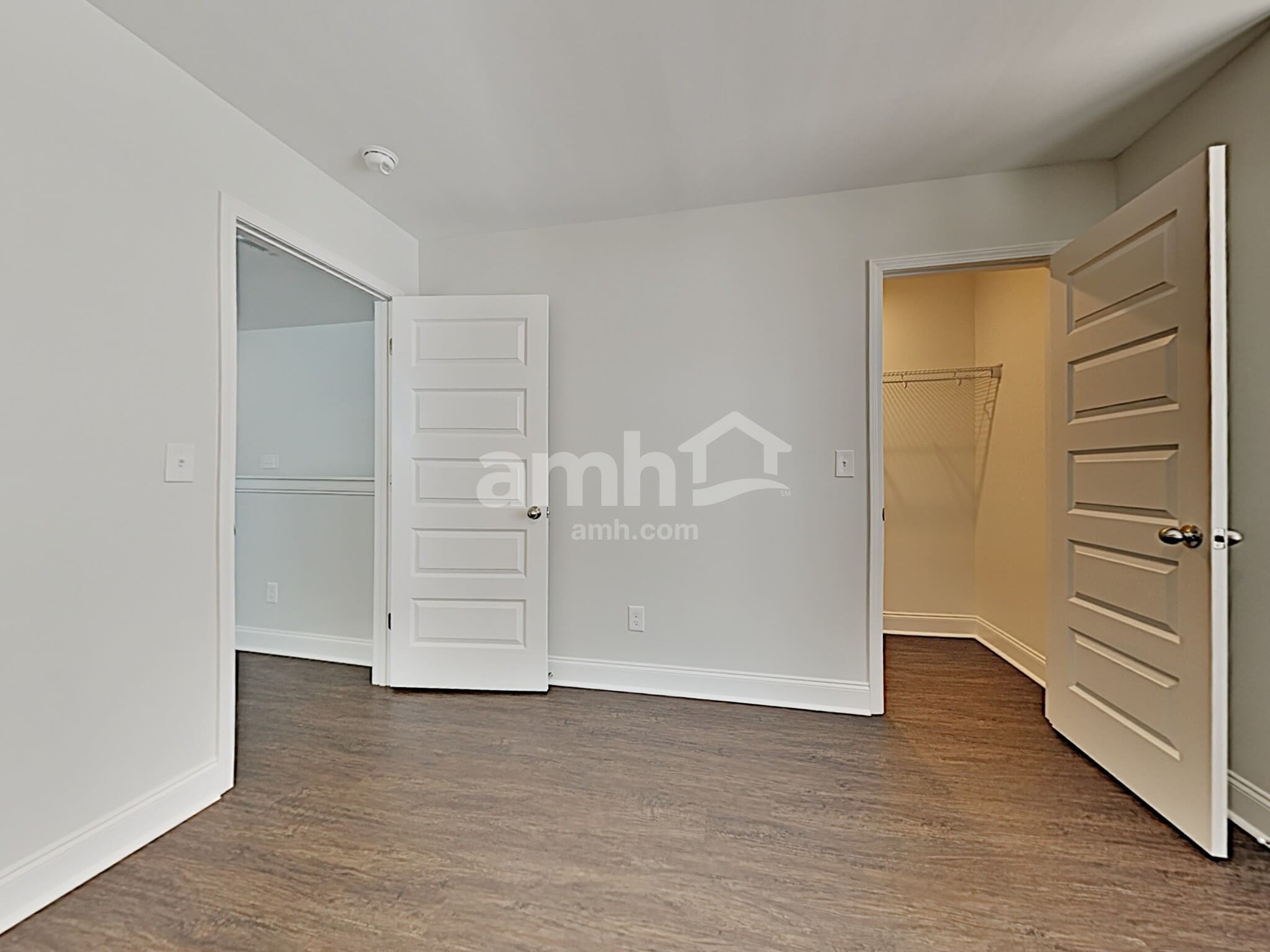 Building Photo - 5512 Central Grove Sq