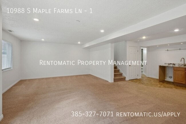 Building Photo - 10988 Maple Farms Ln