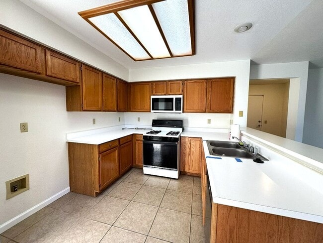 Building Photo - Beautiful House in the heart of Temecula - Close to Everywhere