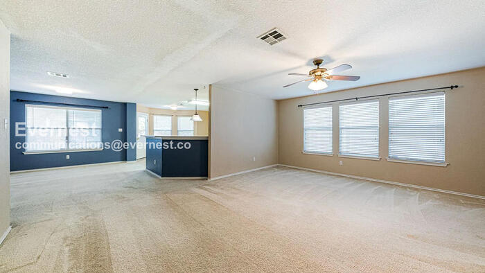 Building Photo - 109 Covey Ln