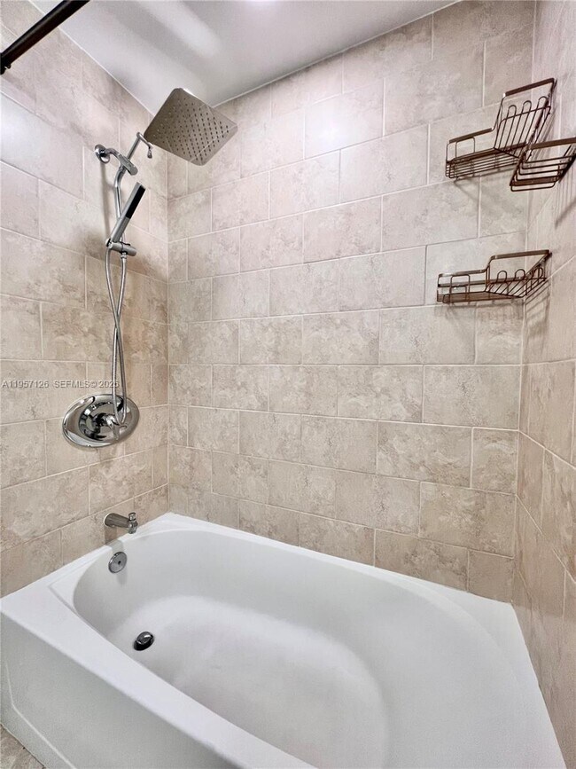 Building Photo - 90 SW 3rd St