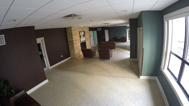 Building Photo - 110 Tidewater St