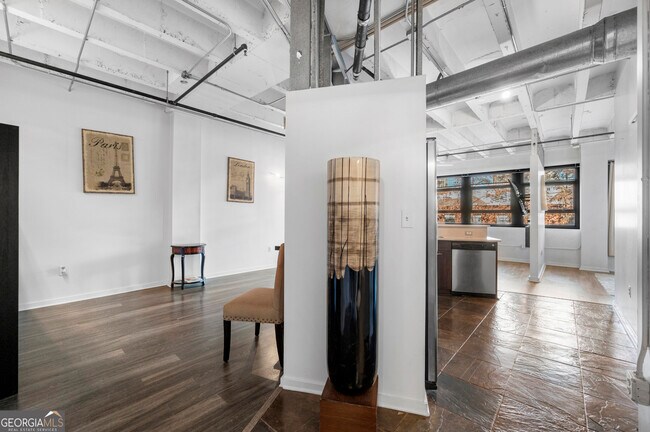 Building Photo - 878 Peachtree St NE