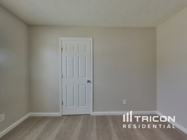 Building Photo - 3830 Cedar Trace Ct