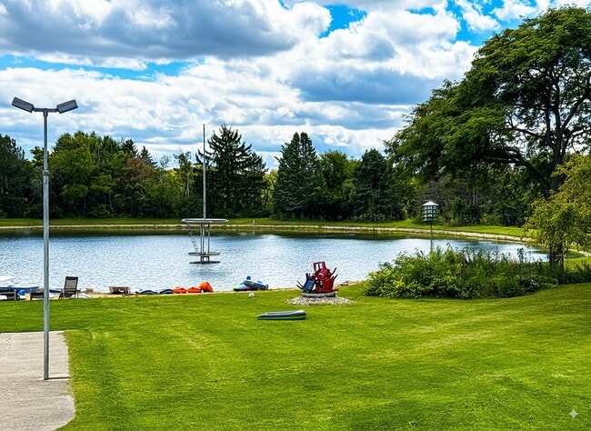 Building Photo - 15125 Washington Ave