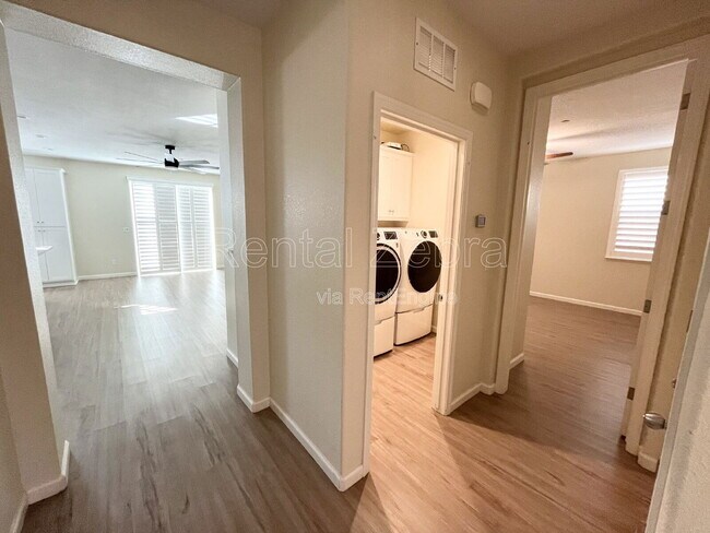 Building Photo - 614 Andrea Dr