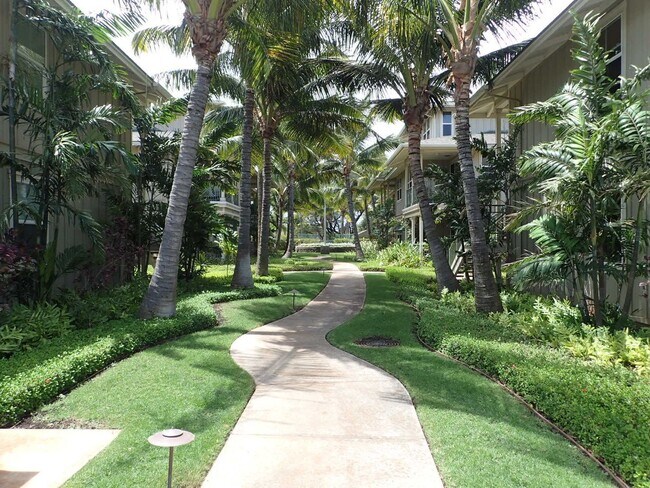 Building Photo - Kai Ani Village - Furnished 2 bed 2 bath - Pool, Cabanas, Hot Tub, and Close to the Beach to Kai ...
