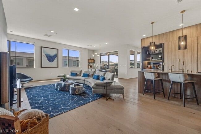 Building Photo - 8475 Michael Cherry Ave