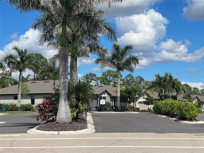 Building Photo - 1912 Saddlewood Cir